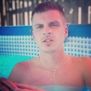 Meet your Posher, Andrew